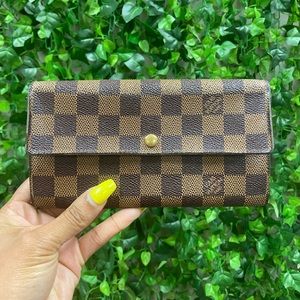 Authentic Louis Vuitton Wallet